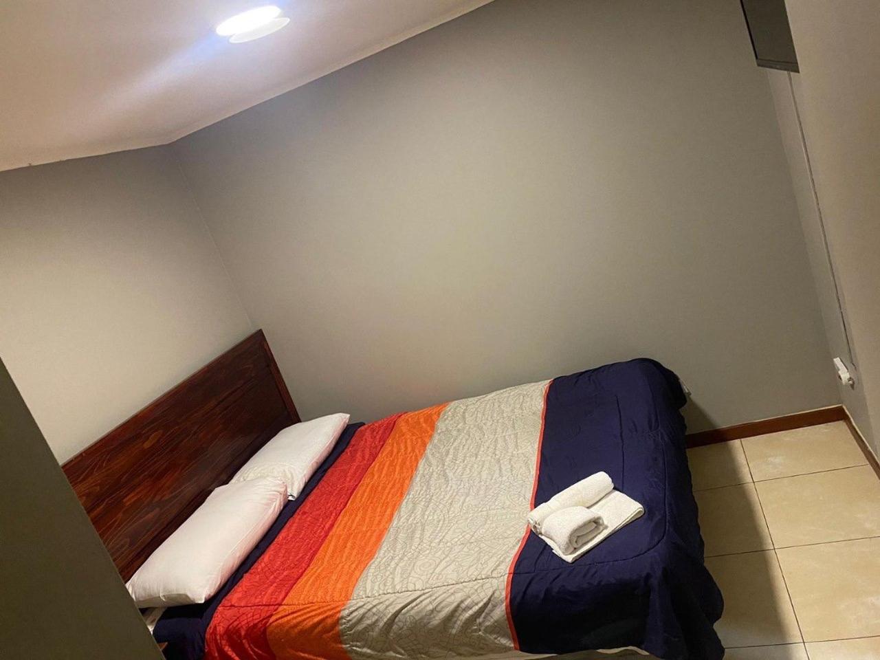 Edificio Catedral Hotel Santiago Buitenkant foto